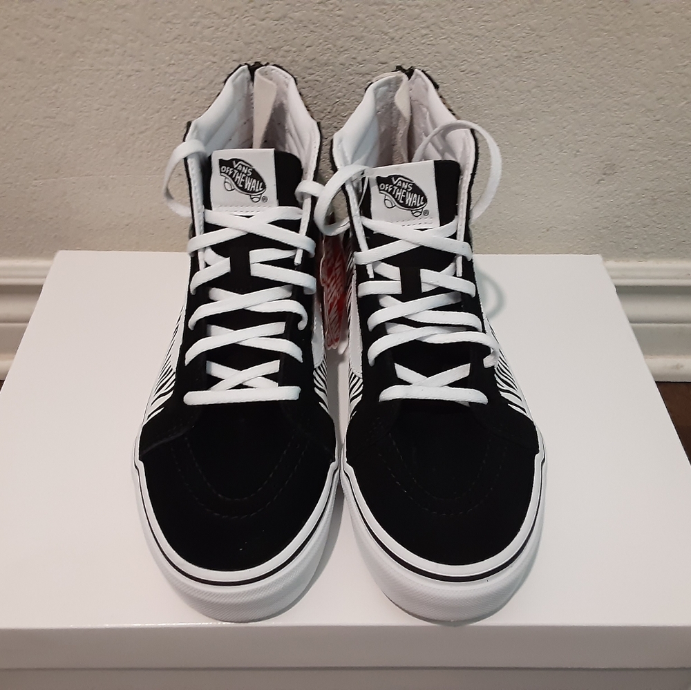Vans - Picture 4 of 4